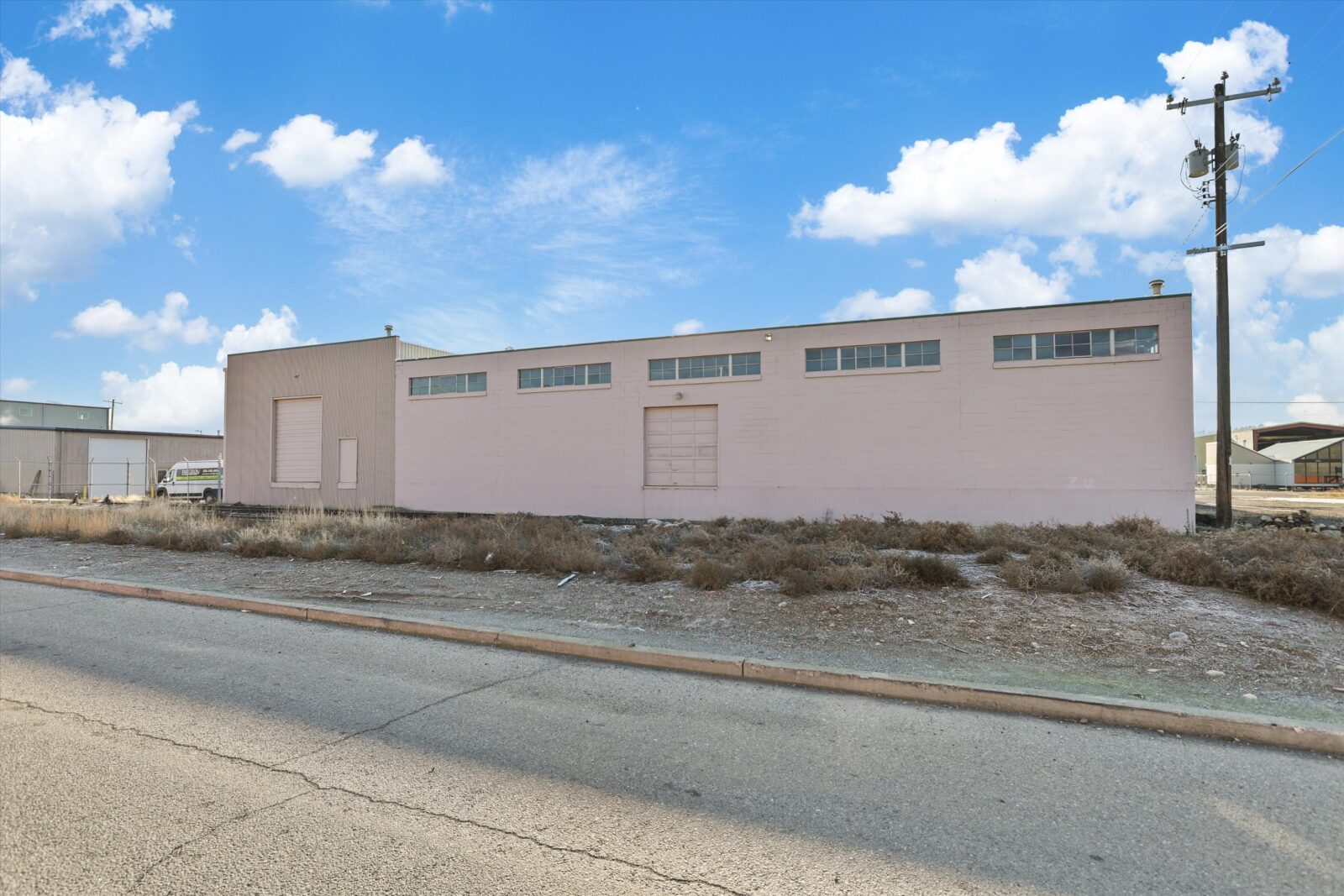 3303 E Ferry
