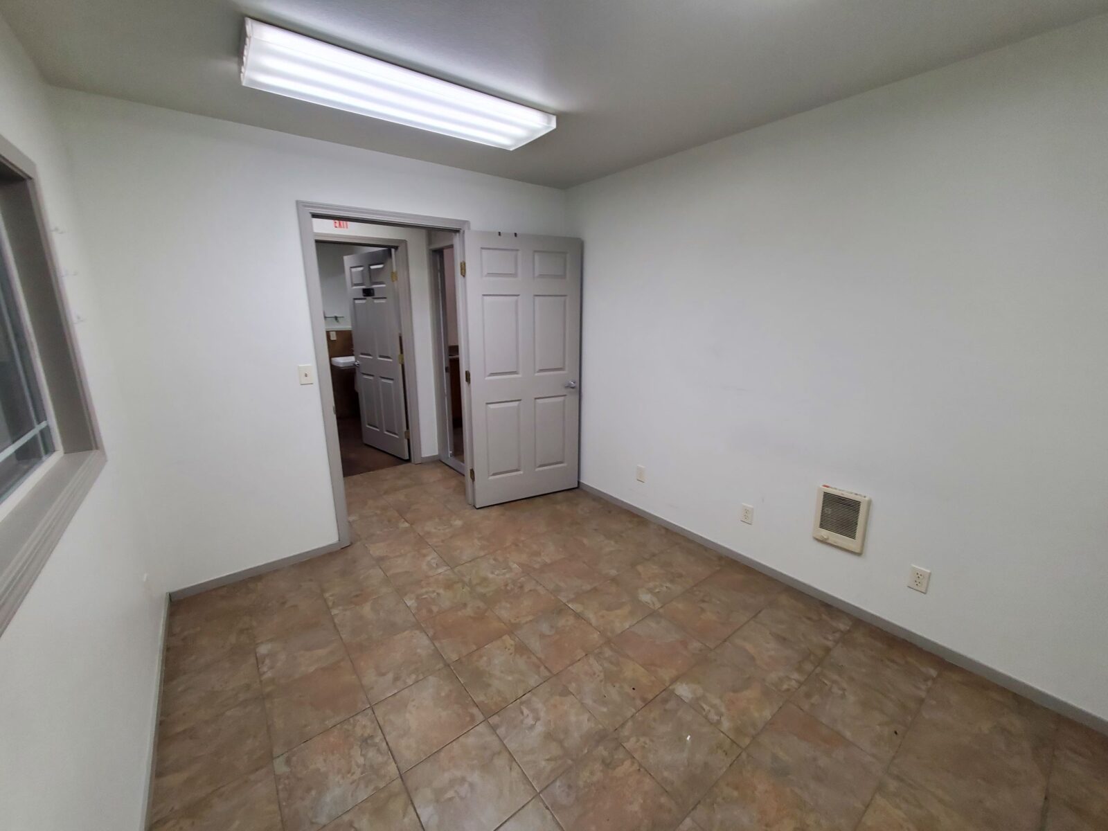 104 11th St NE
