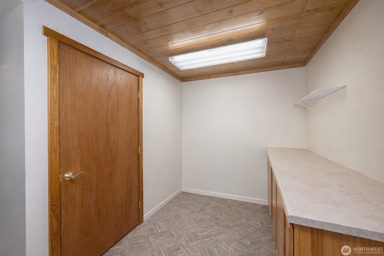 315 Main Ave E