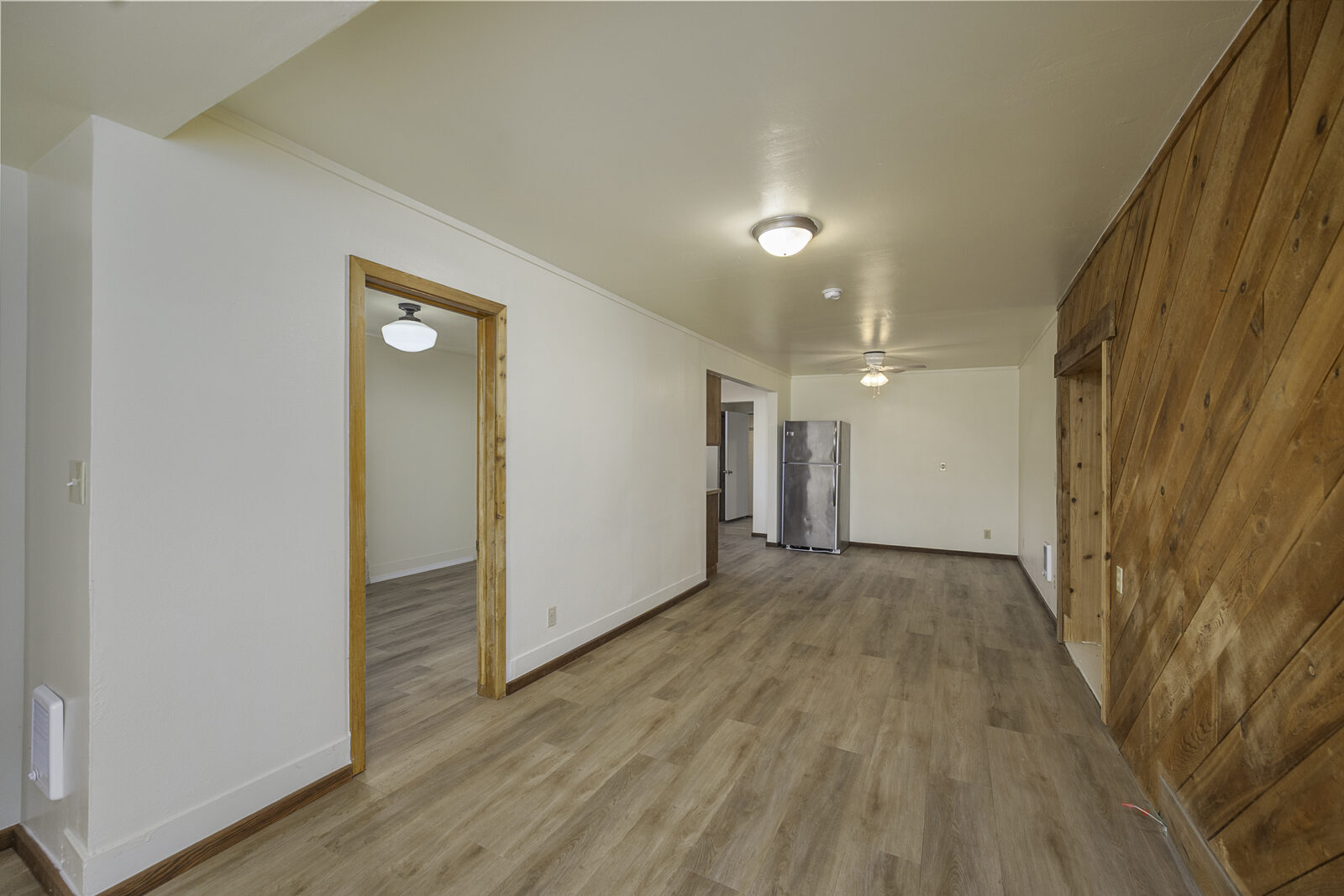 315 Main Ave E