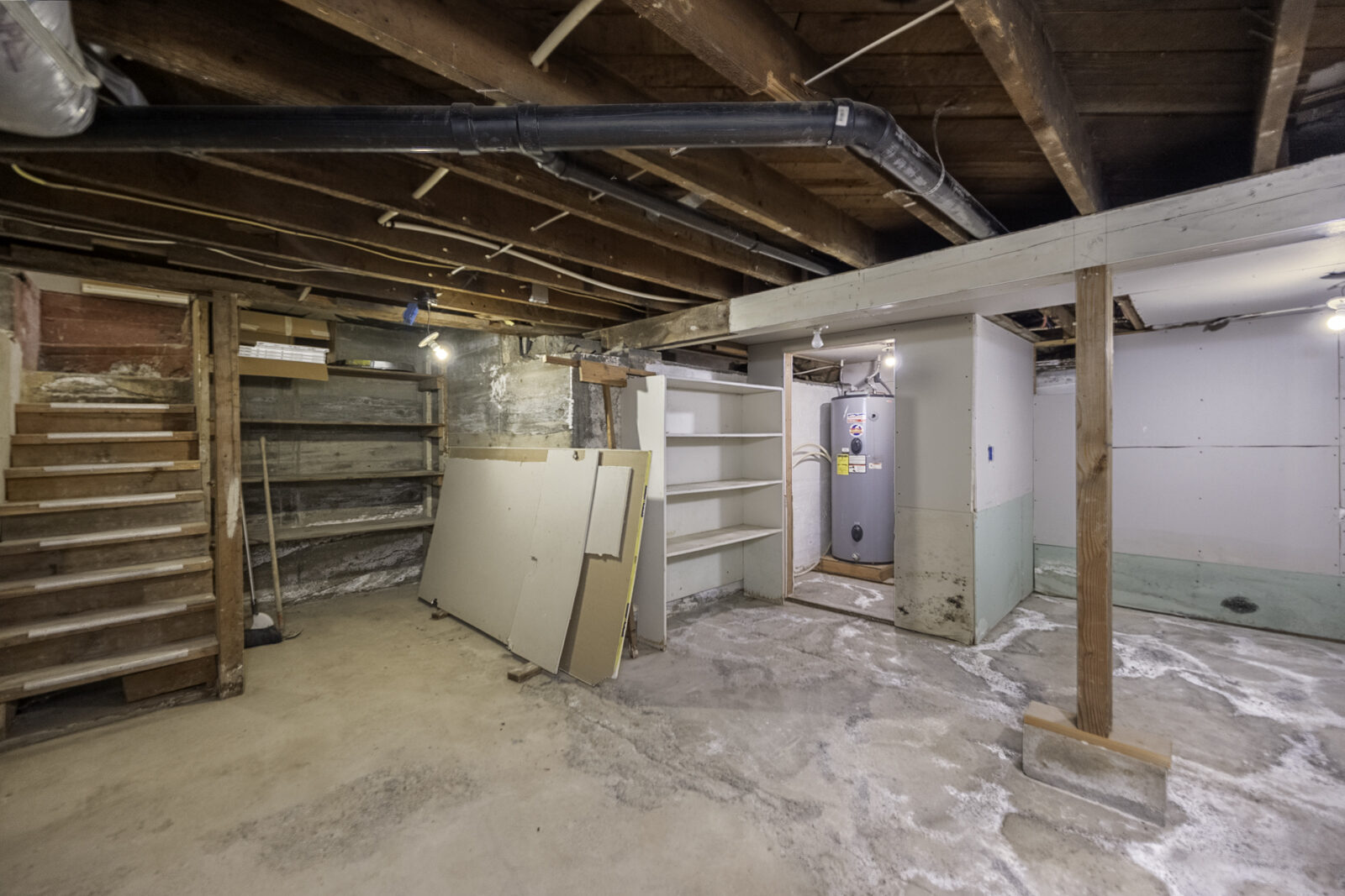 315 Main Ave E