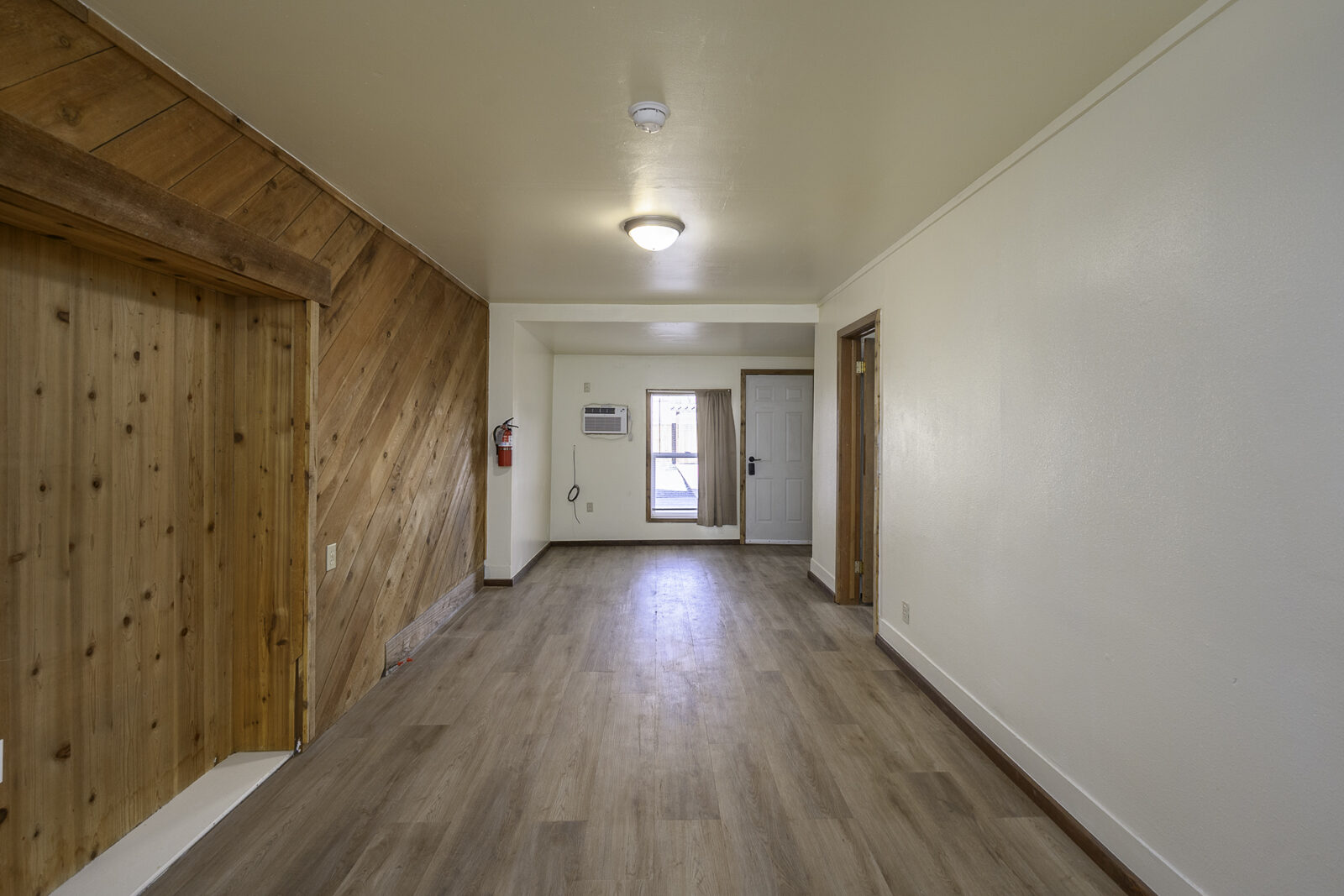 315 Main Ave E