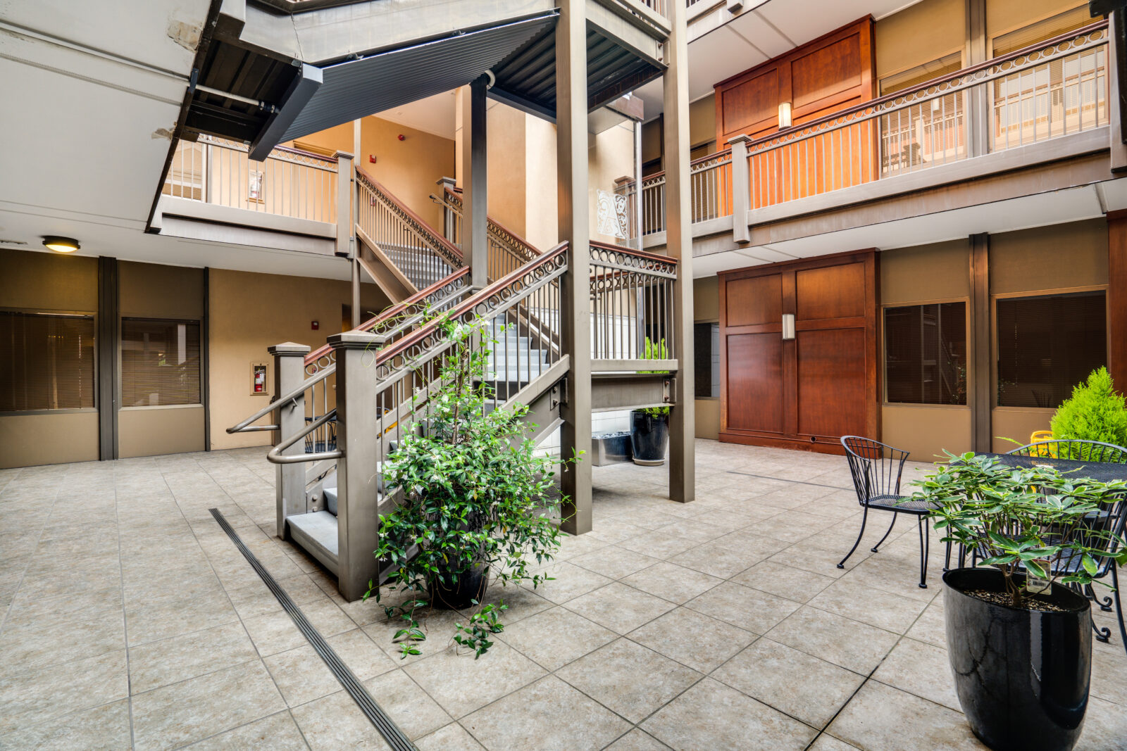 705 S 9th St 102