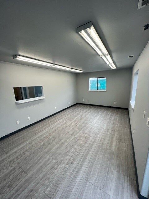 710 N California Ave