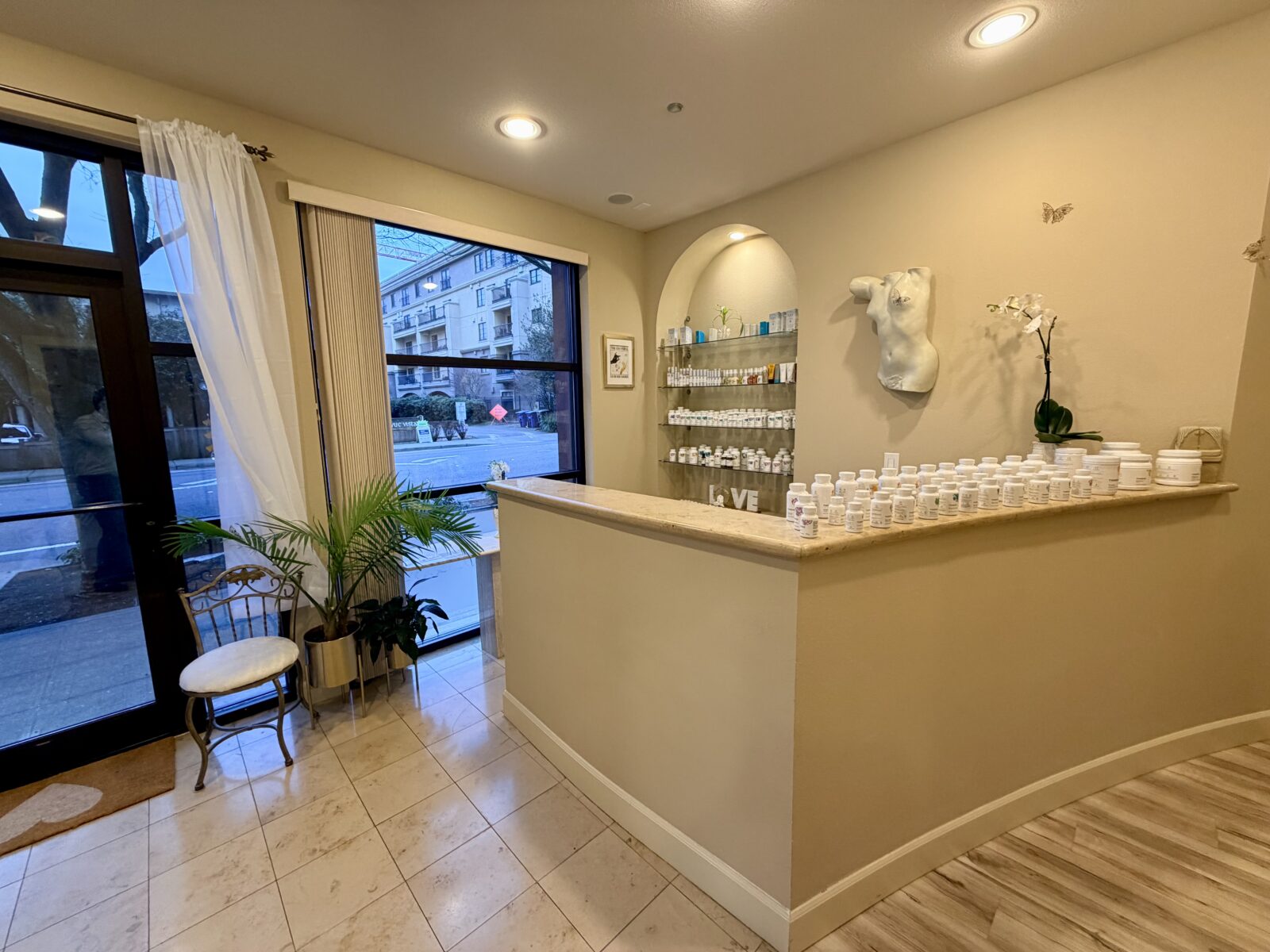 1106 108th Ave NE 111
