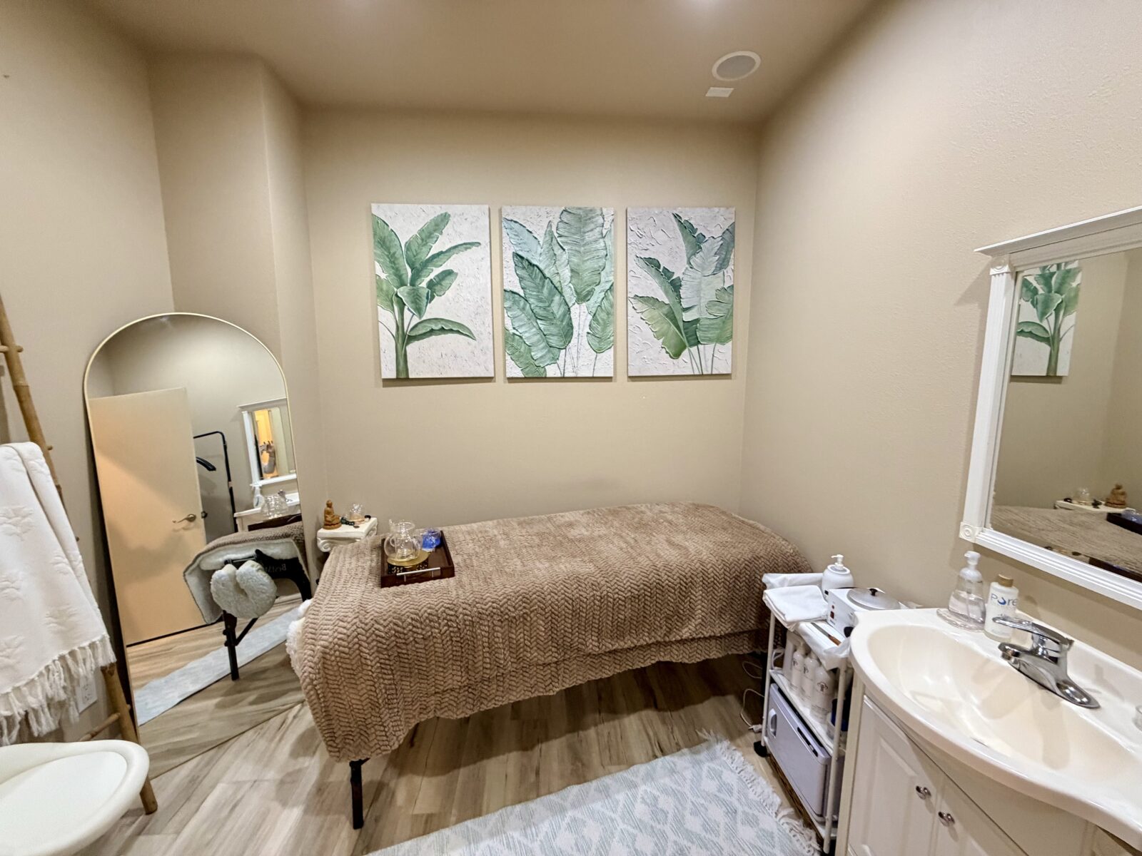 1106 108th Ave NE 111