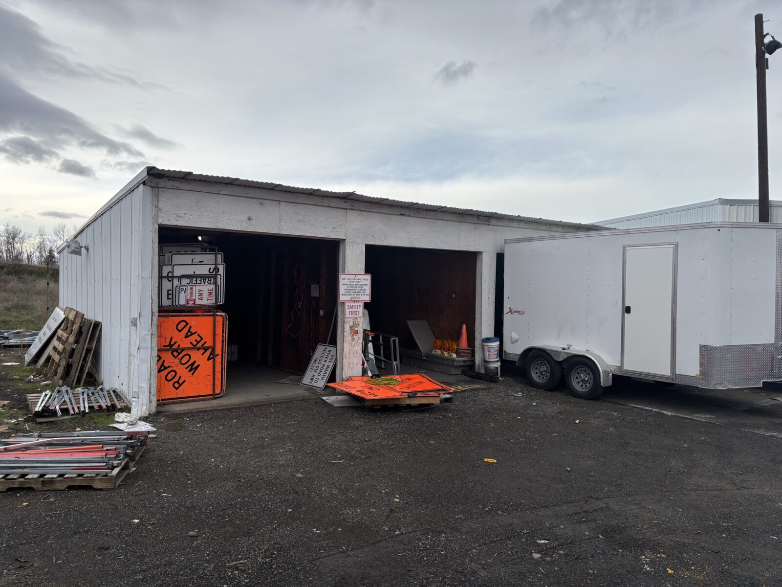 2200 Industry Ln