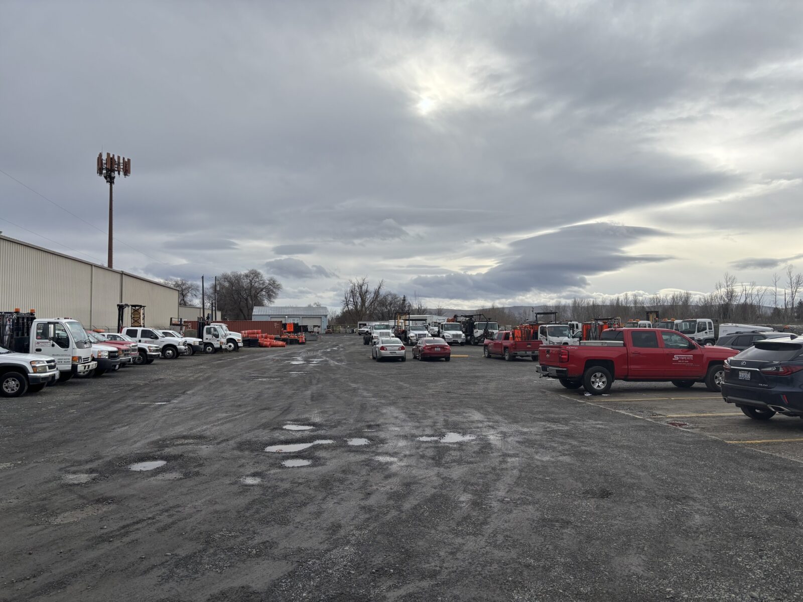 2200 Industry Ln