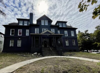 1125 W 11th Ave