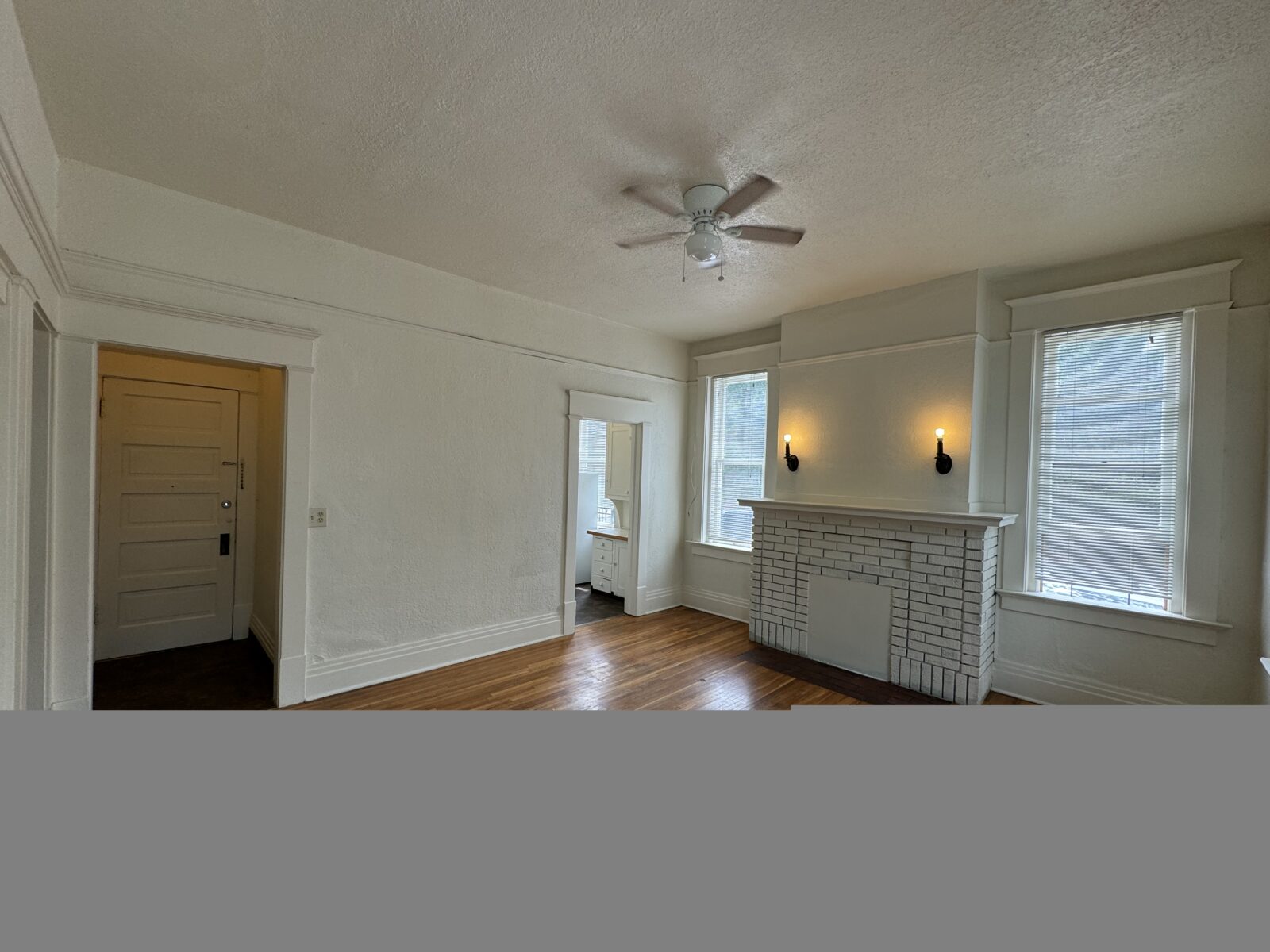 1125 W 11th Ave