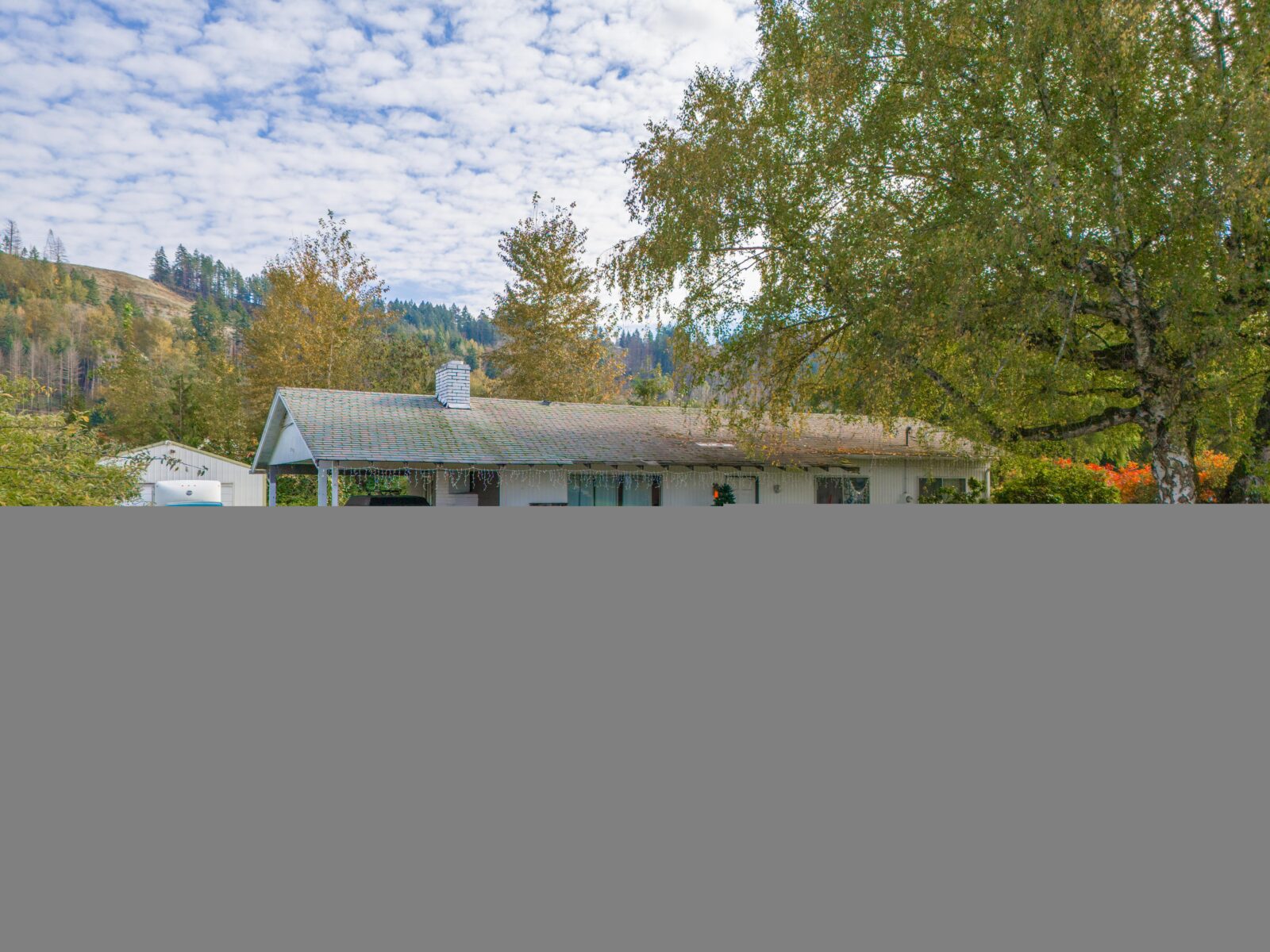 6709 166th Ave E
