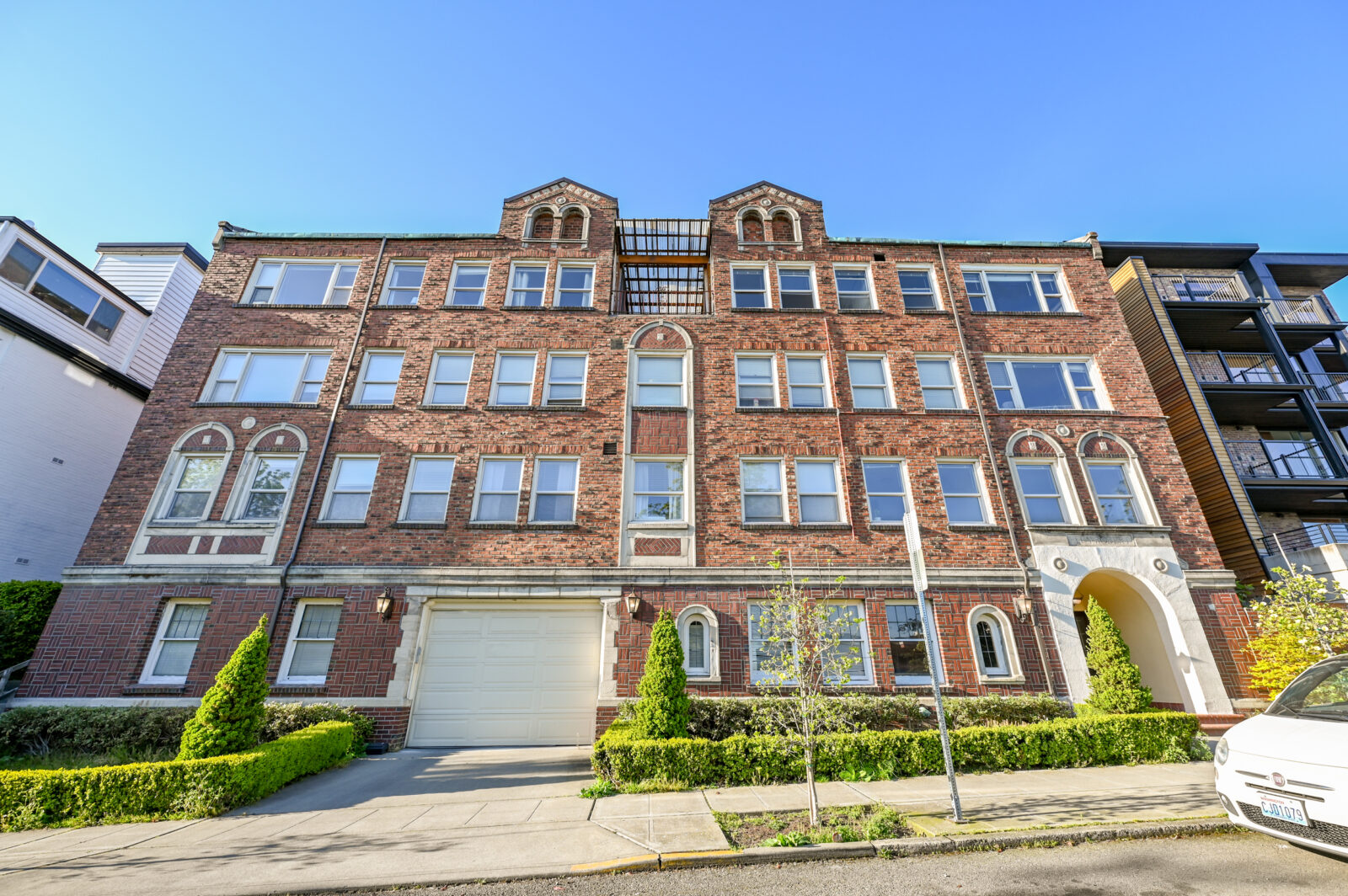 16 Valley St
