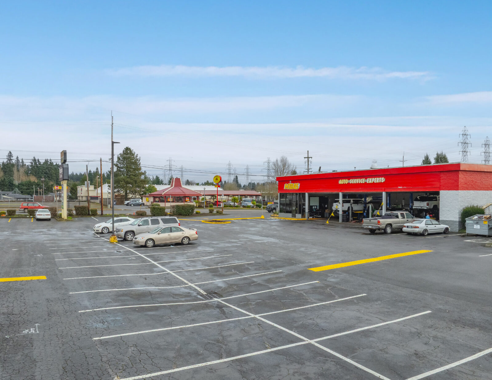 6200 NE Highway 99