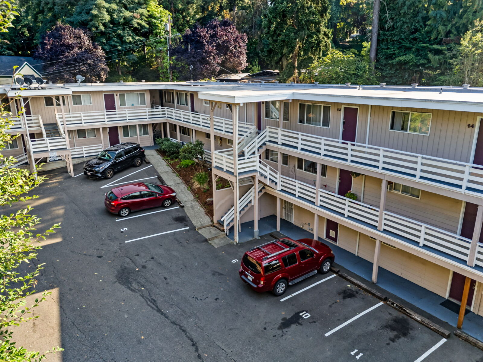 127 Kensington Ave