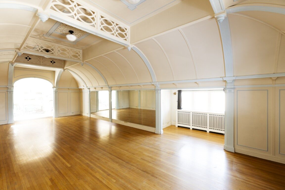 703 W 7th Avenue