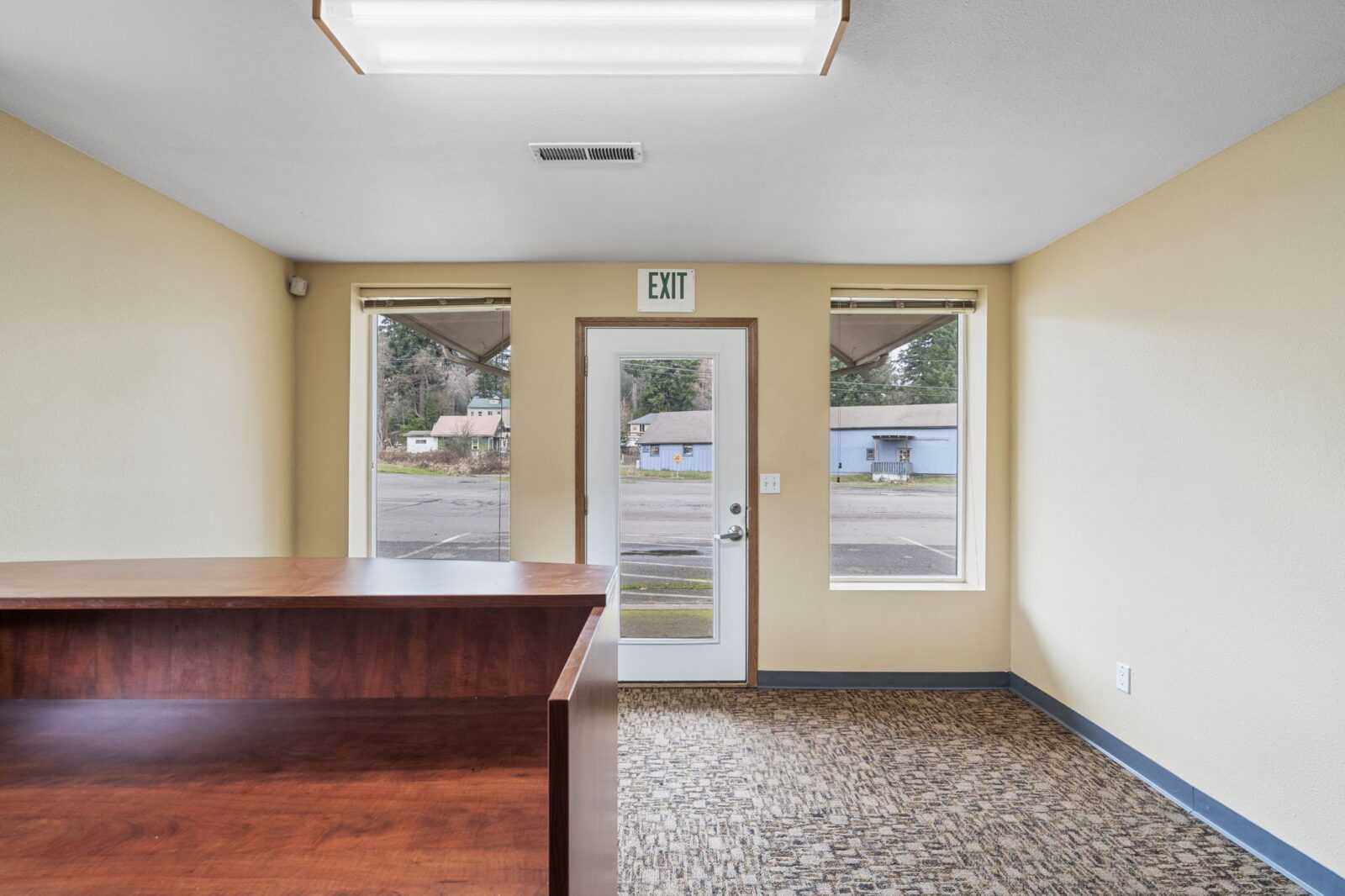 101 Main Ave