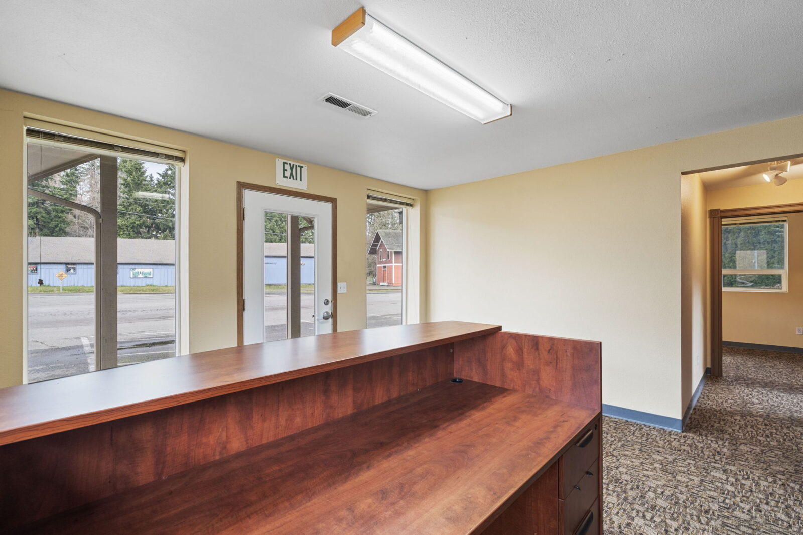 101 Main Ave