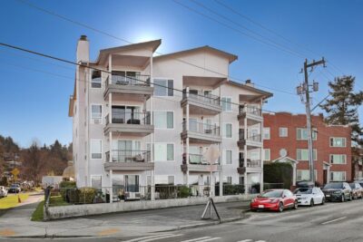 2440 Alki Ave SW