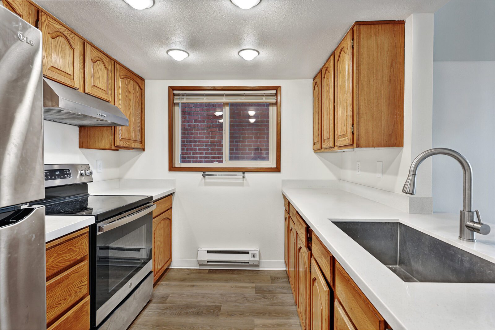 2440 Alki Ave SW
