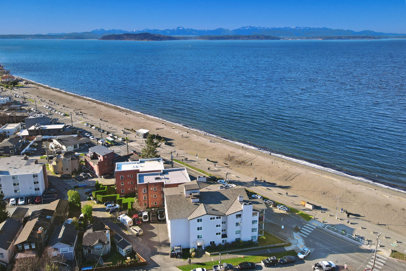 2440 Alki Ave SW