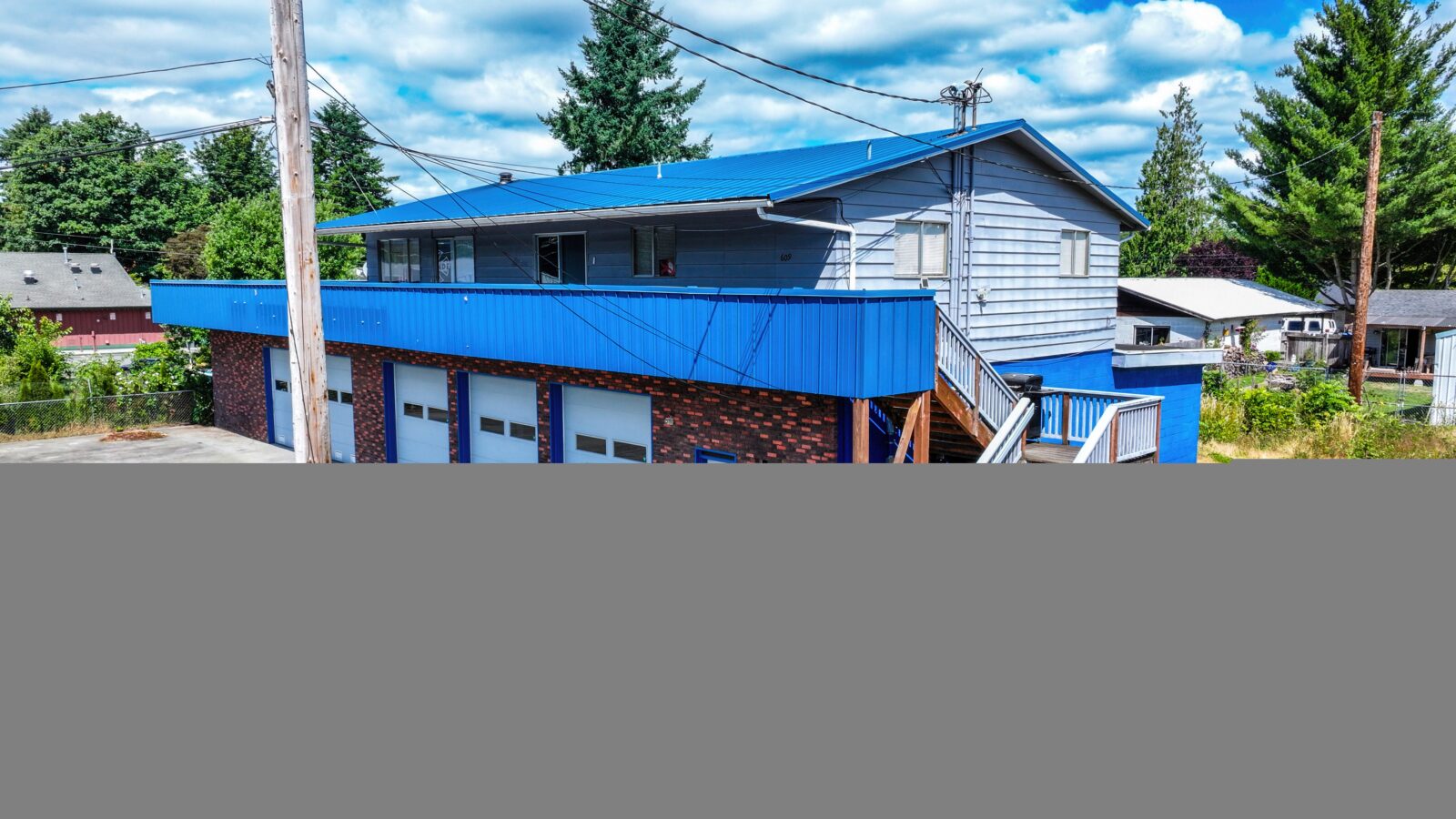 609 Main St