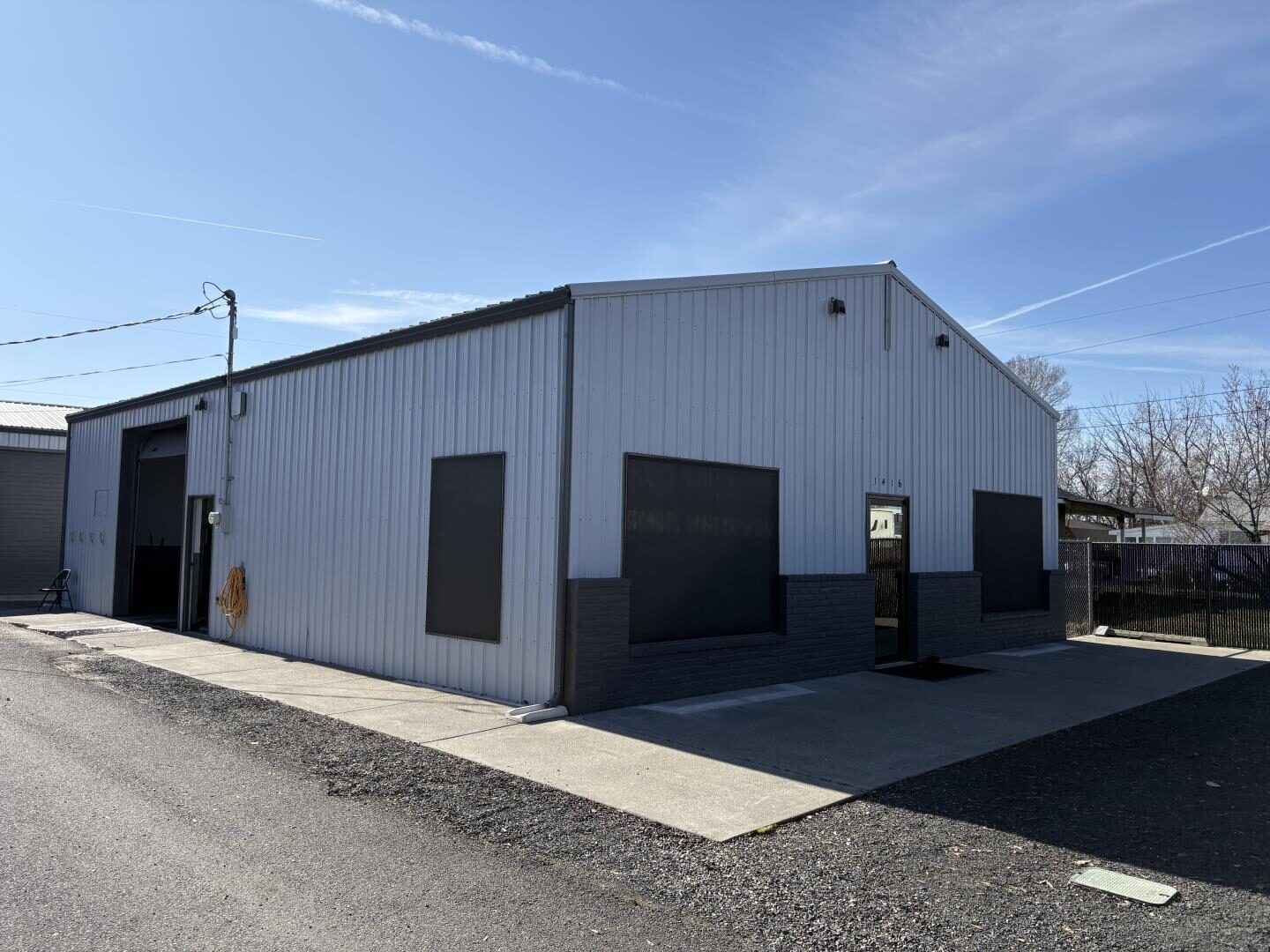 1416 W Ainsworth