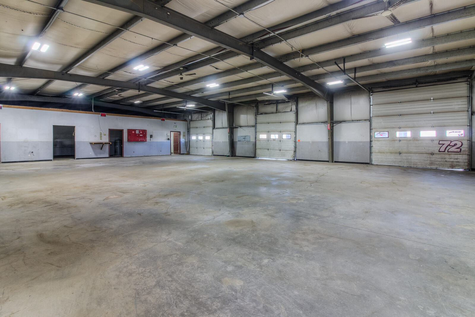 902 W Ahtanum Rd
