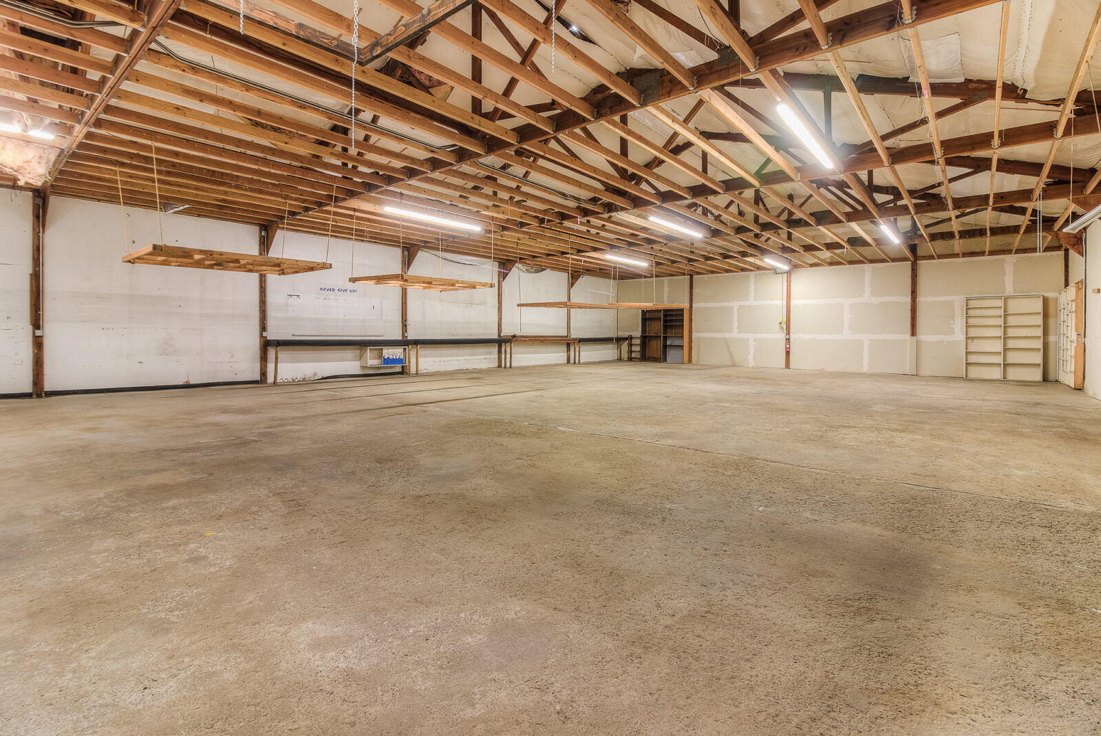 902 W Ahtanum Rd