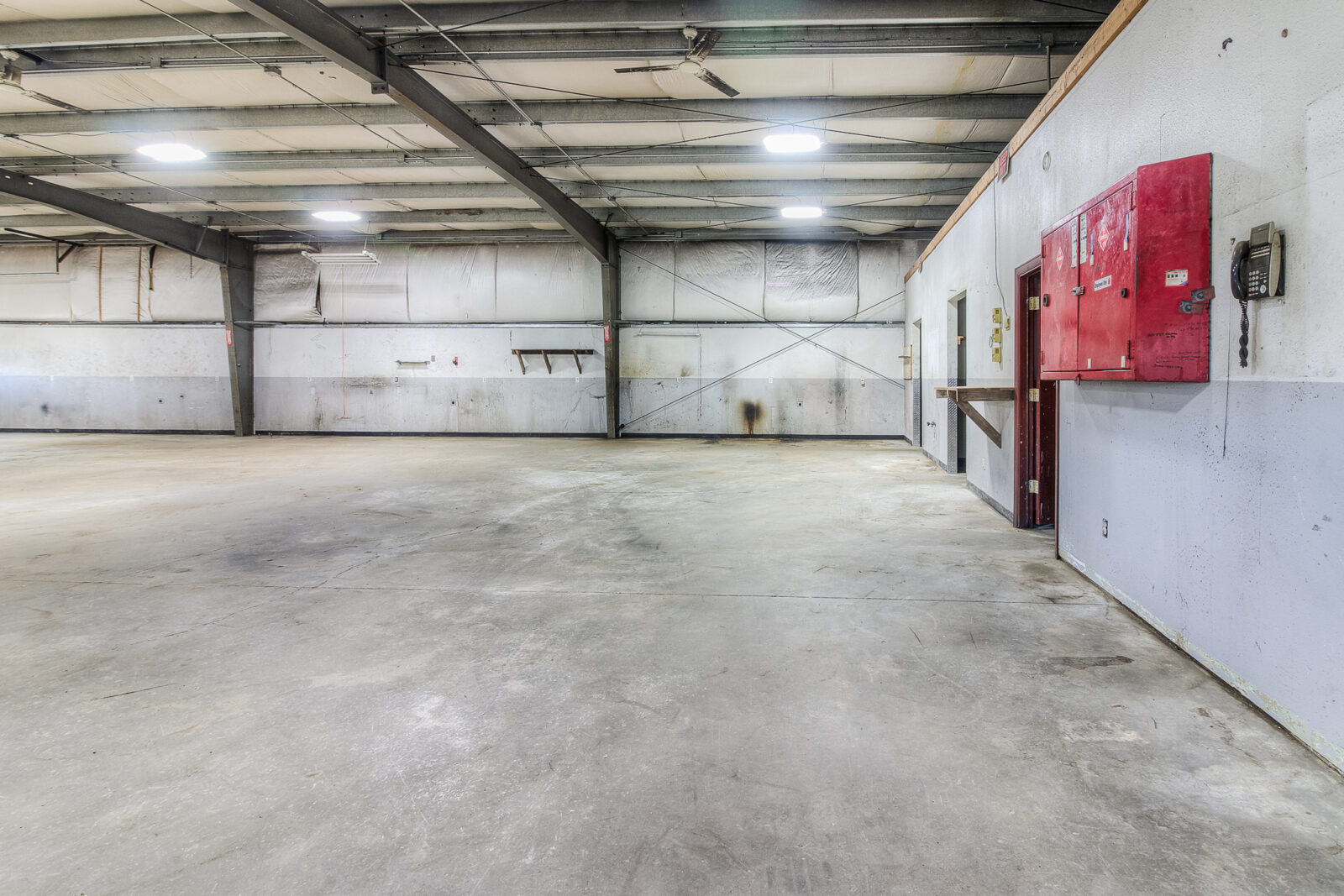 902 W Ahtanum Rd