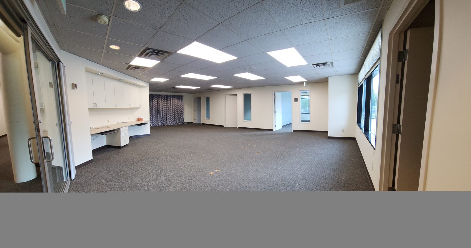 2919 E Mission