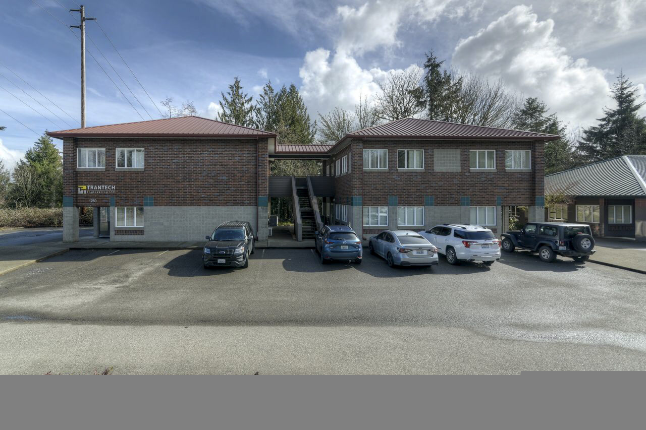 1760 Barnes Blvd SW