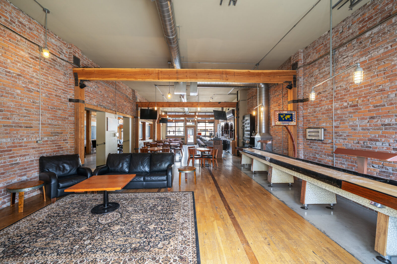 1307 Main St