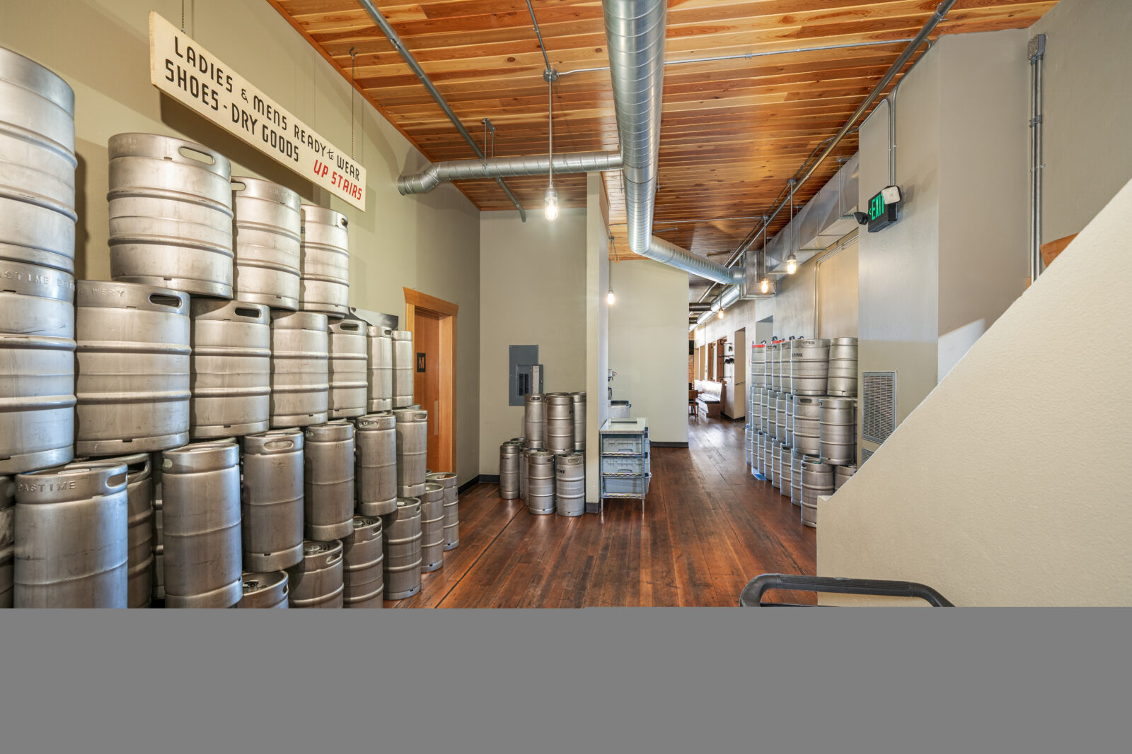 1307 Main St