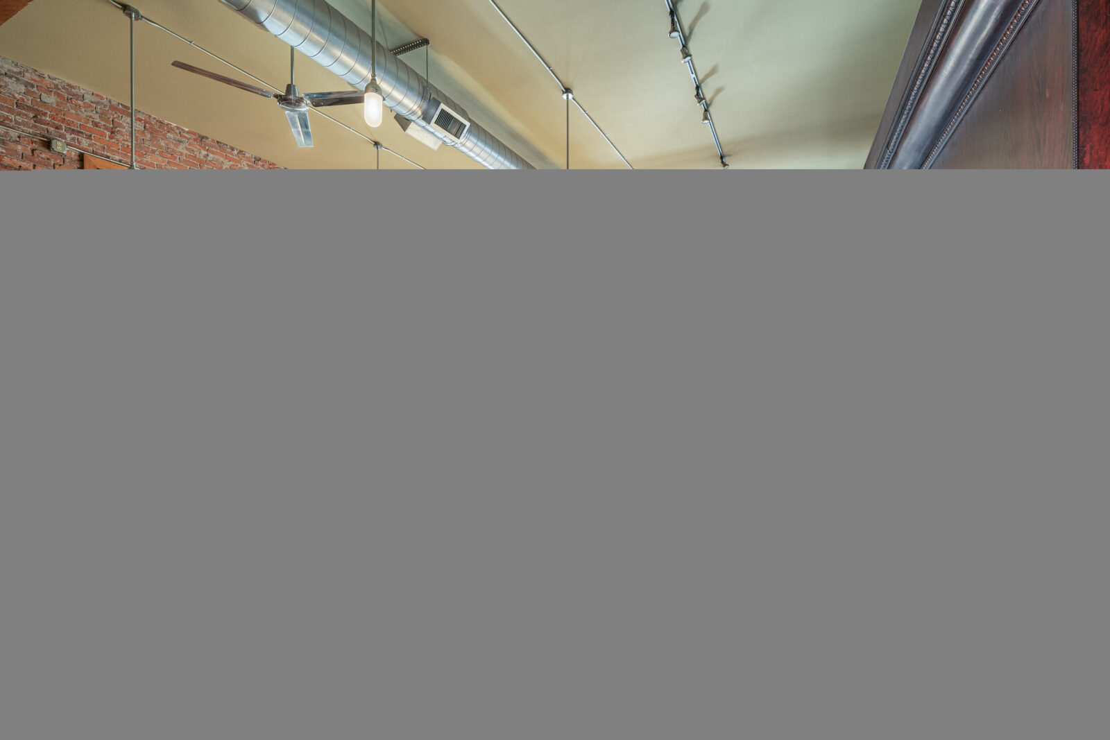 1307 Main St