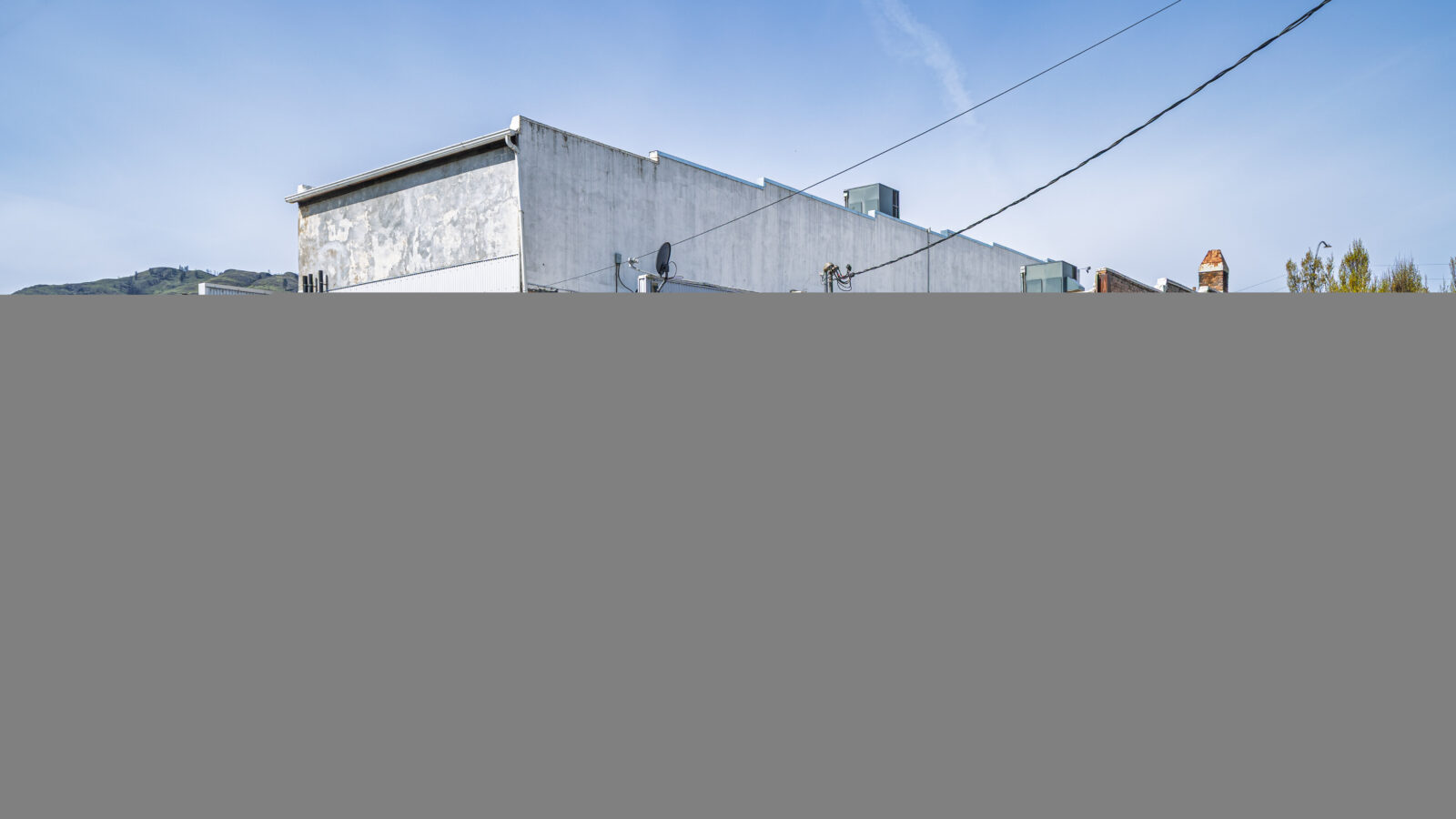 1307 Main St