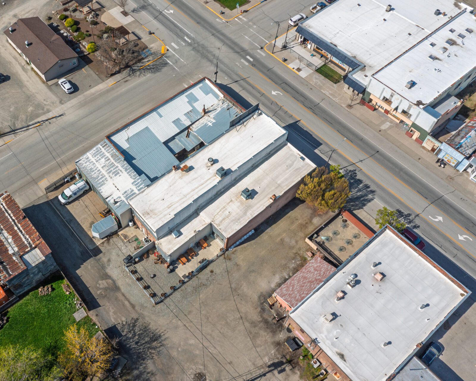 1307 Main St