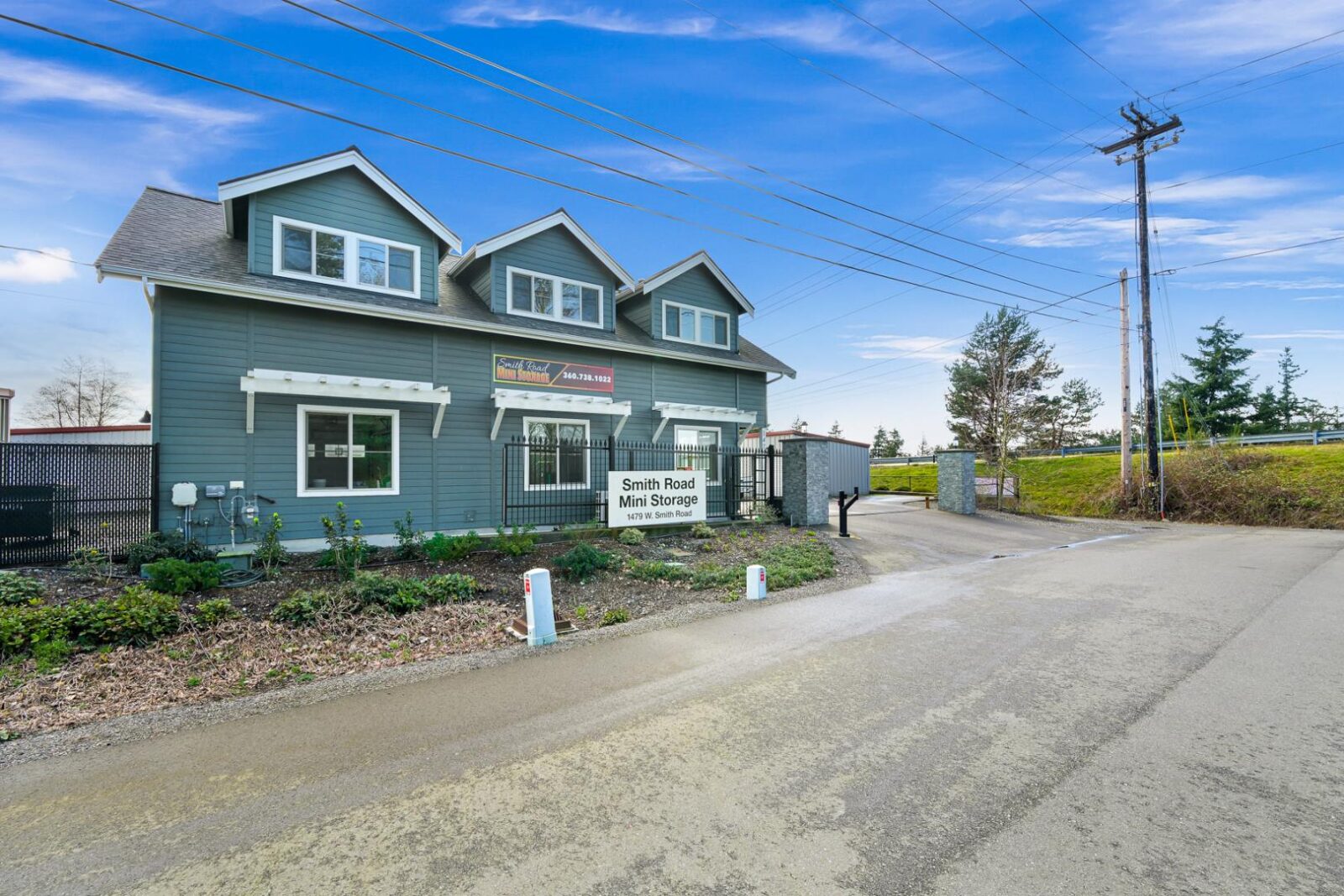 1479 W Smith Rd