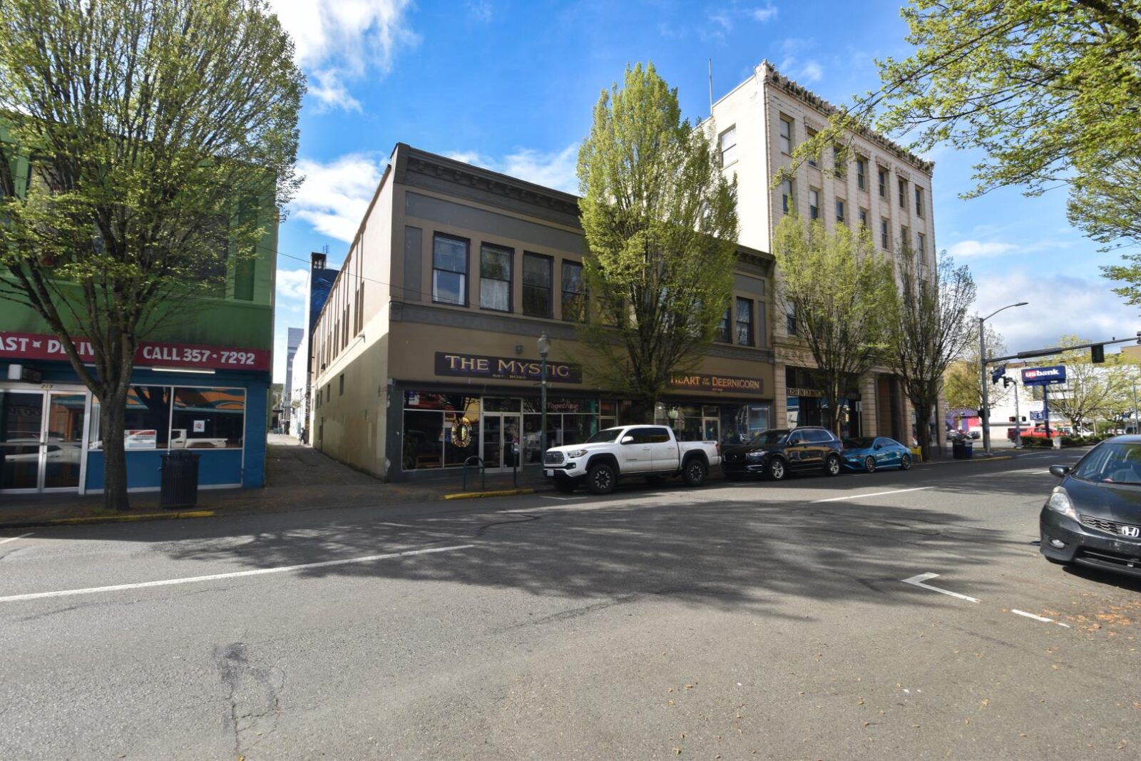 209 E 4th Avenue