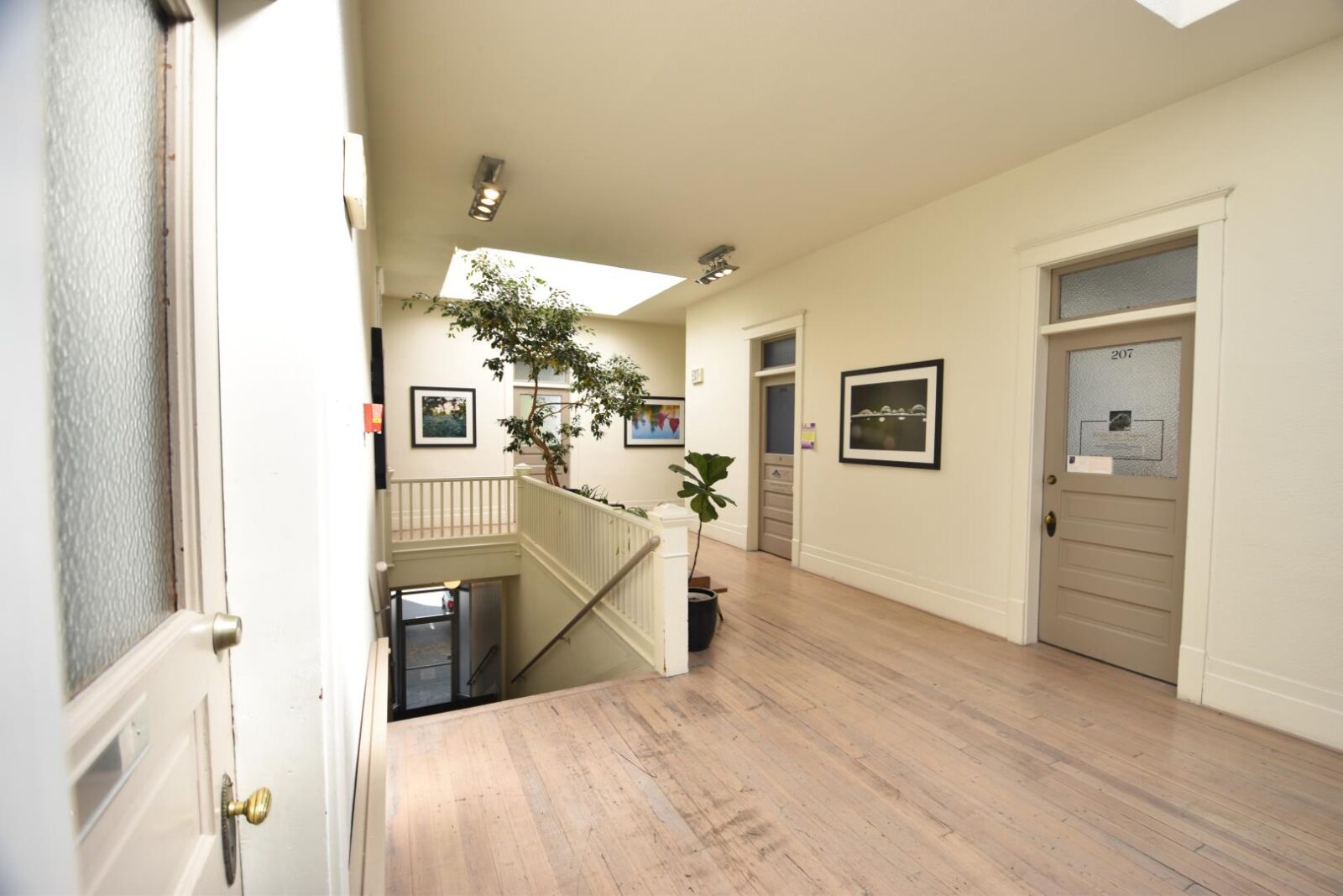 209 E 4th Avenue
