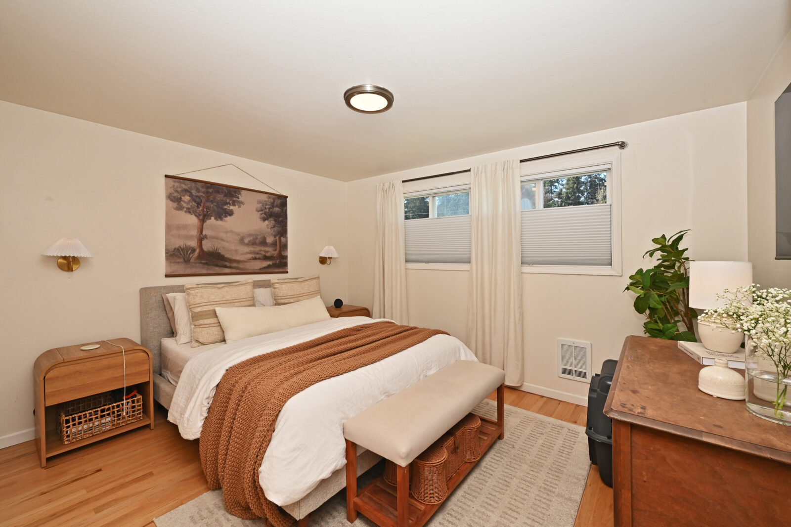 533 4th Ave S