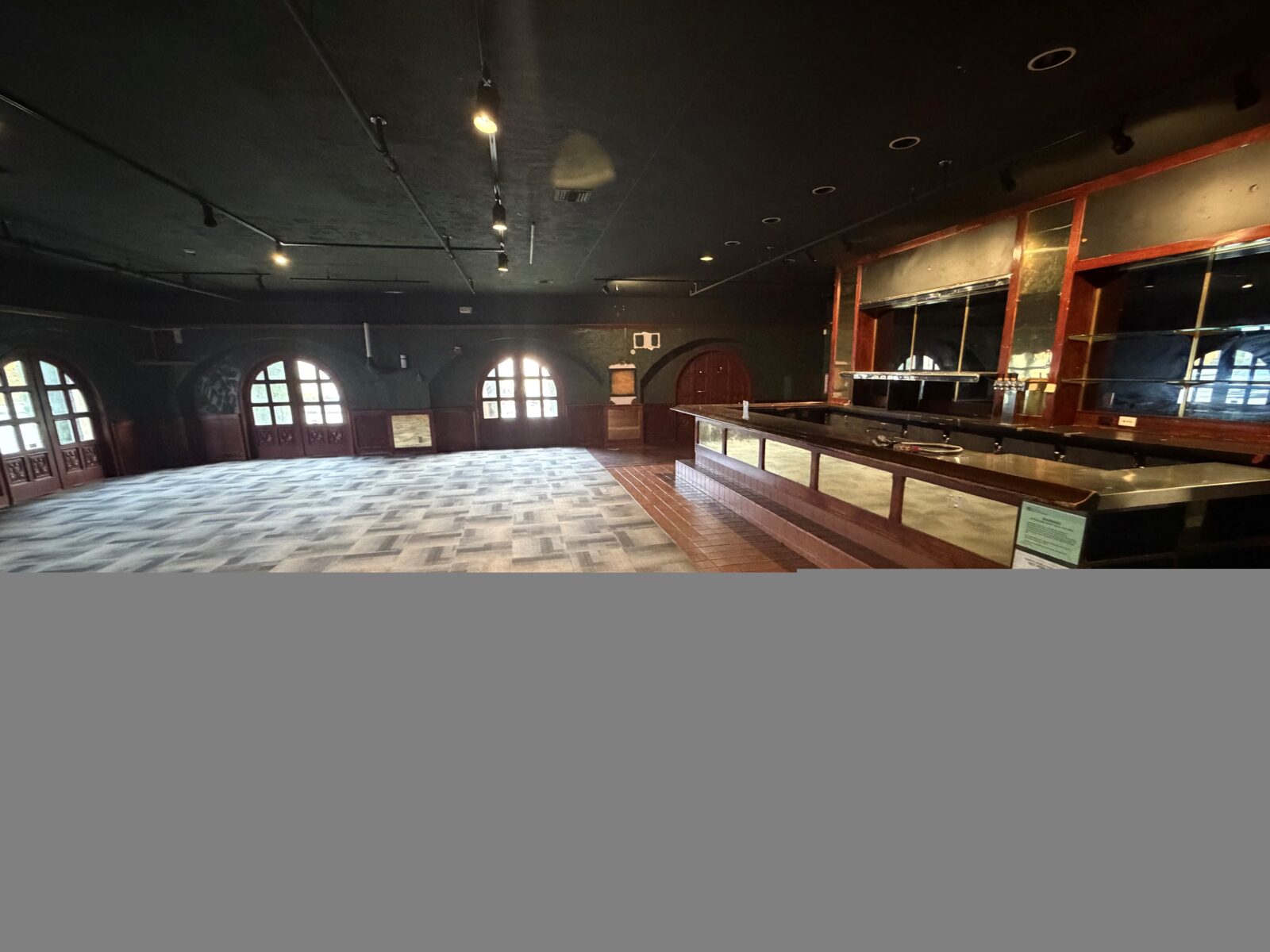 15743 Ambaum Blvd. SW