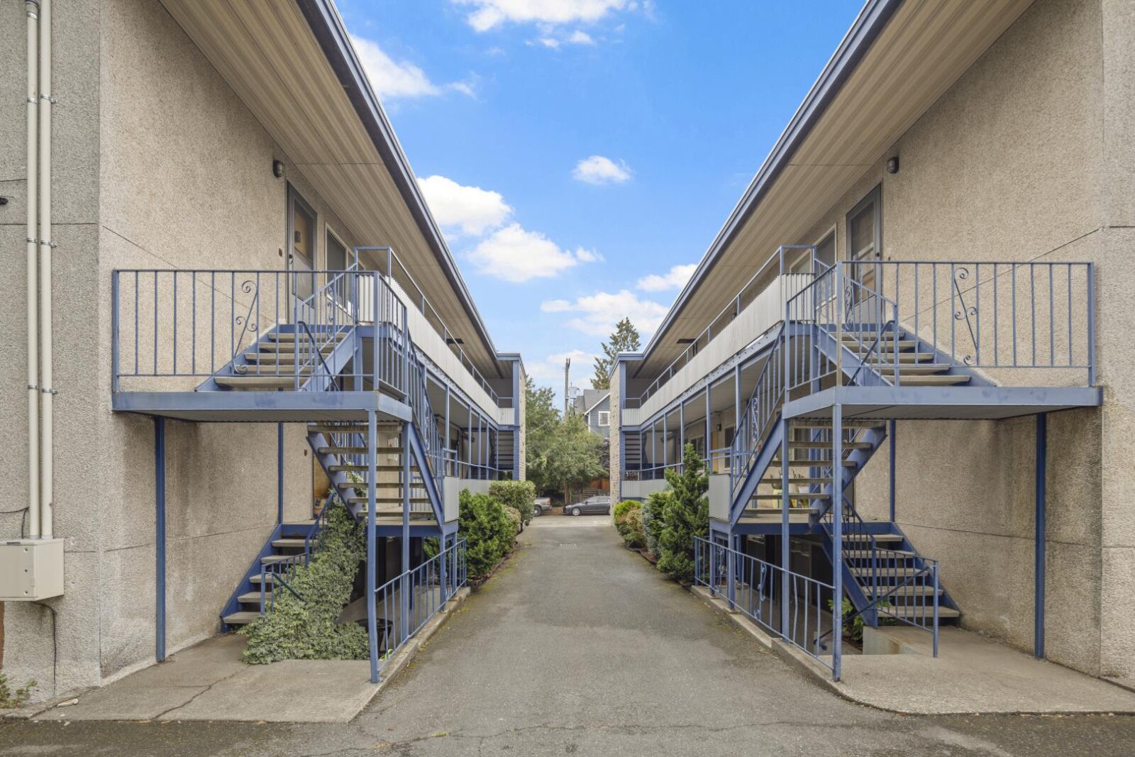 2223 NW 59th St
