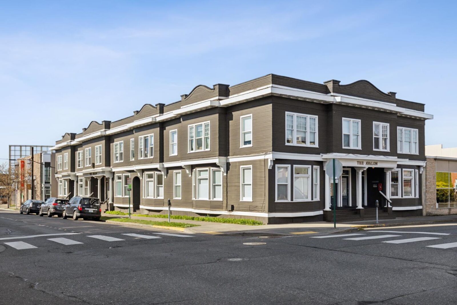 201 N Commercial St