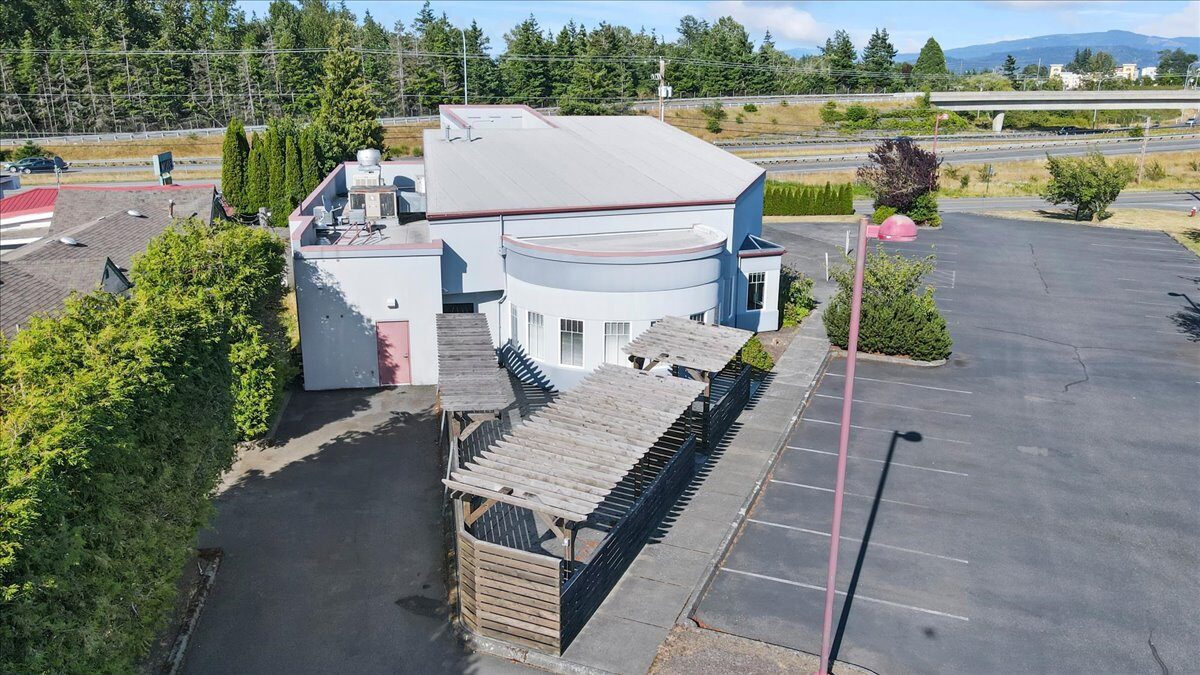 1650 W Bakerview Rd