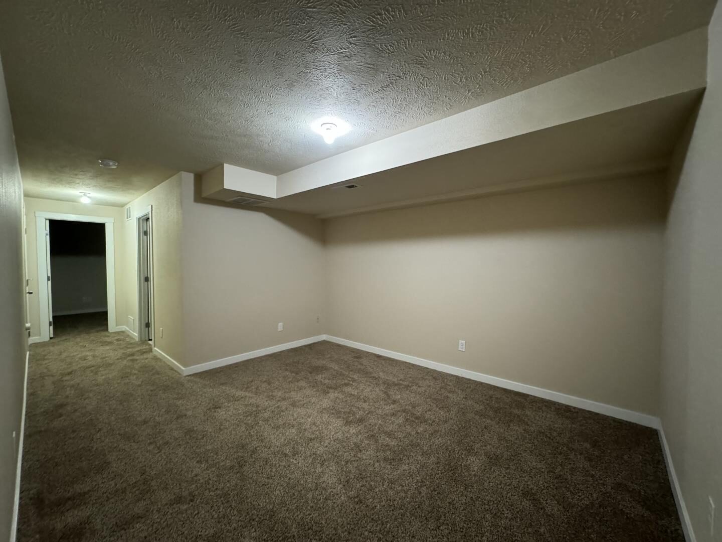 915 W Pirate Ln