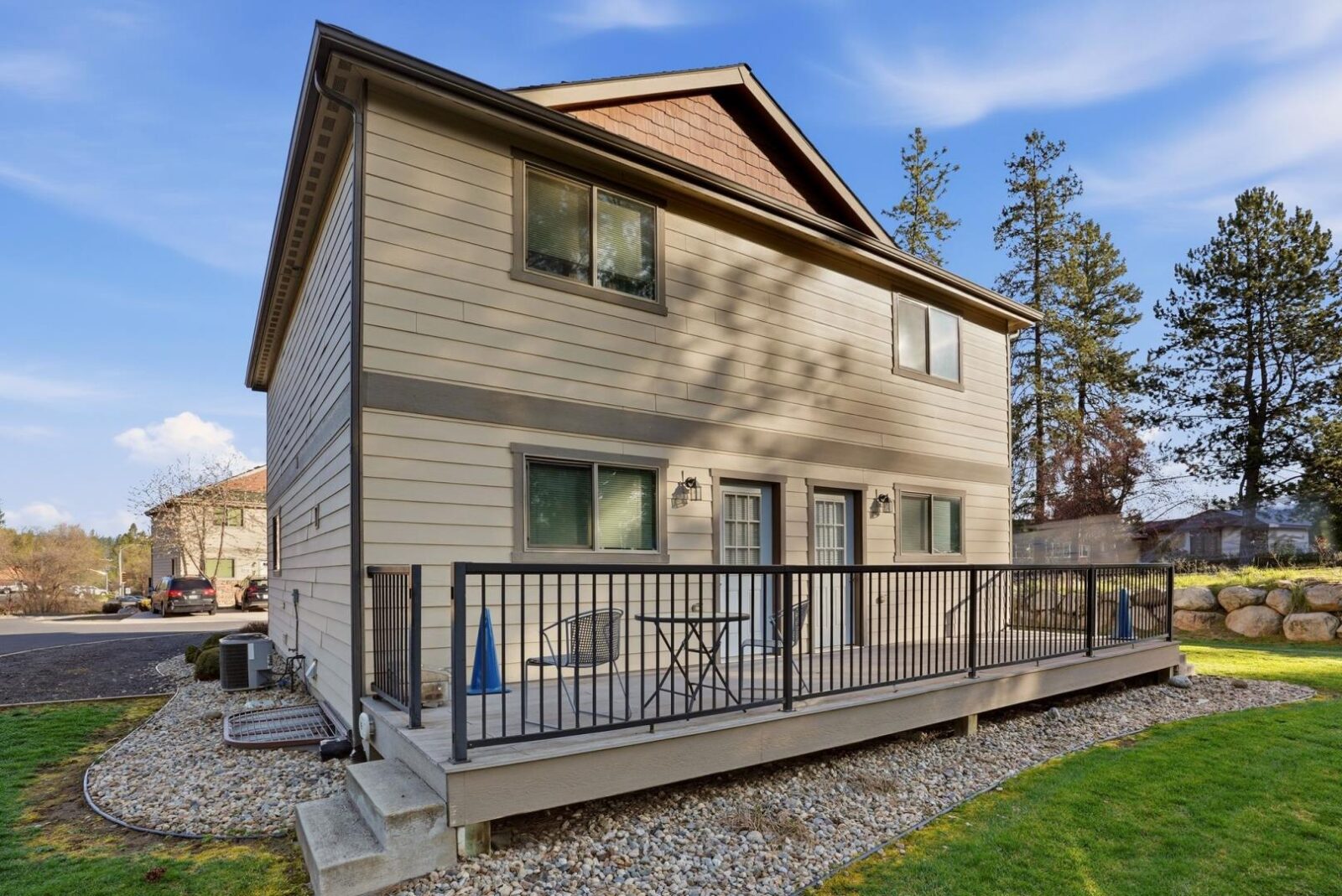 915 W Pirate Ln