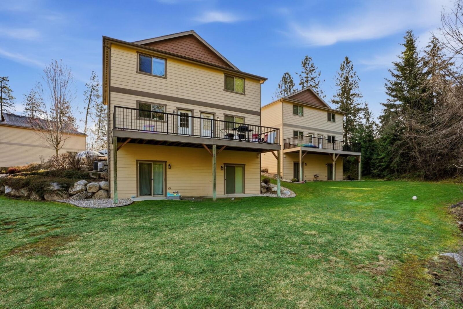 915 W Pirate Ln