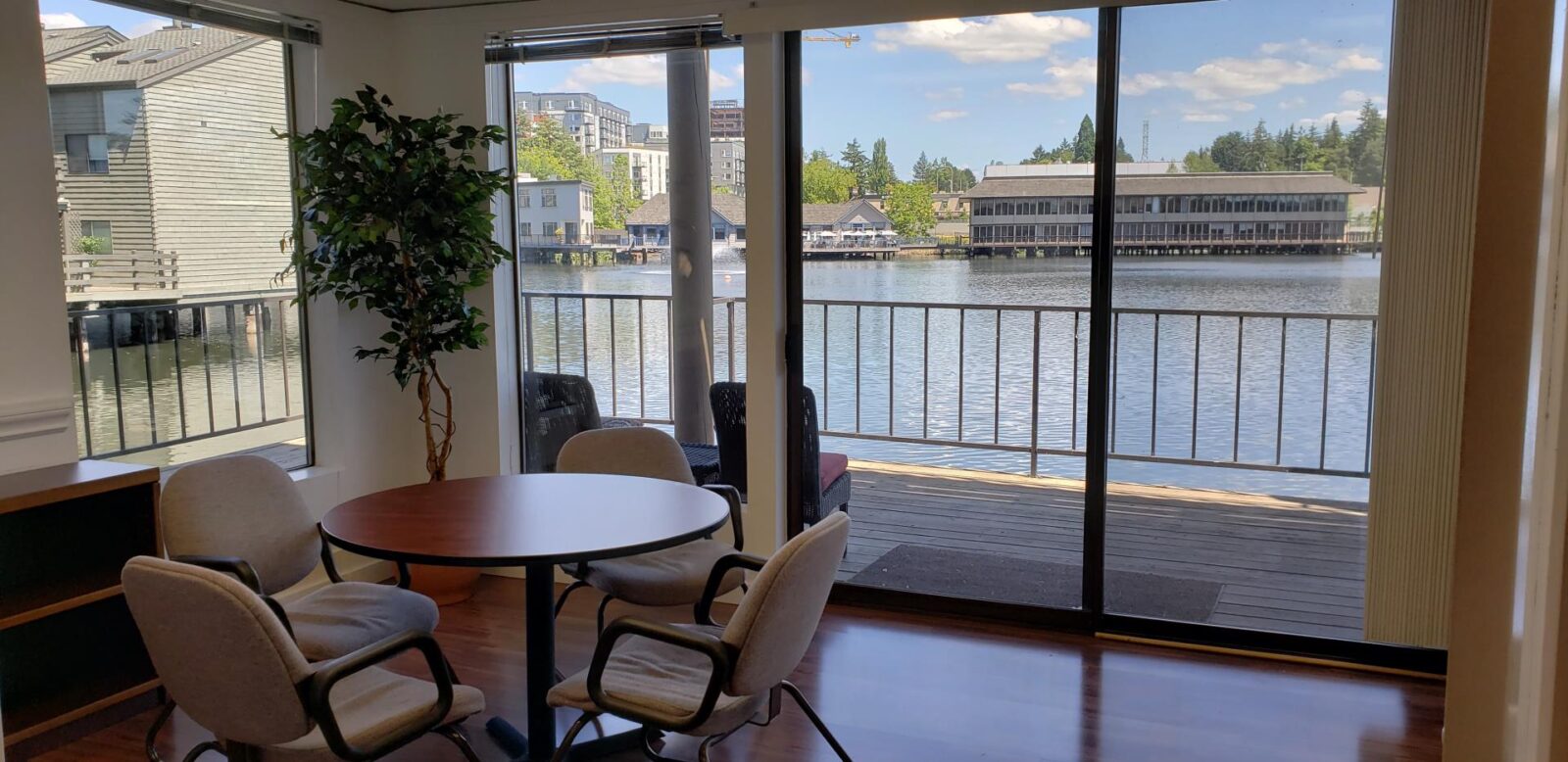 9 Lake Bellevue Dr 114+116