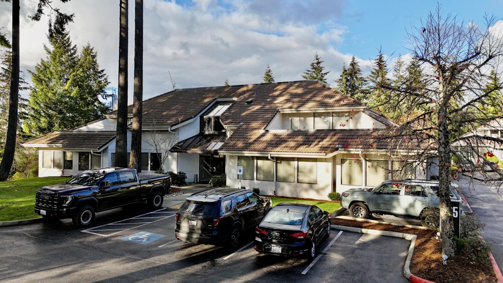 365 118th Ave SE 100+101