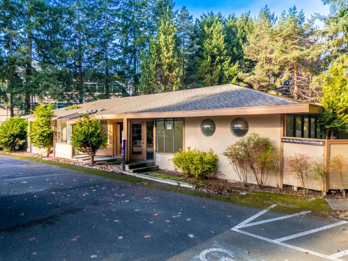 15700 Bel-Red Rd